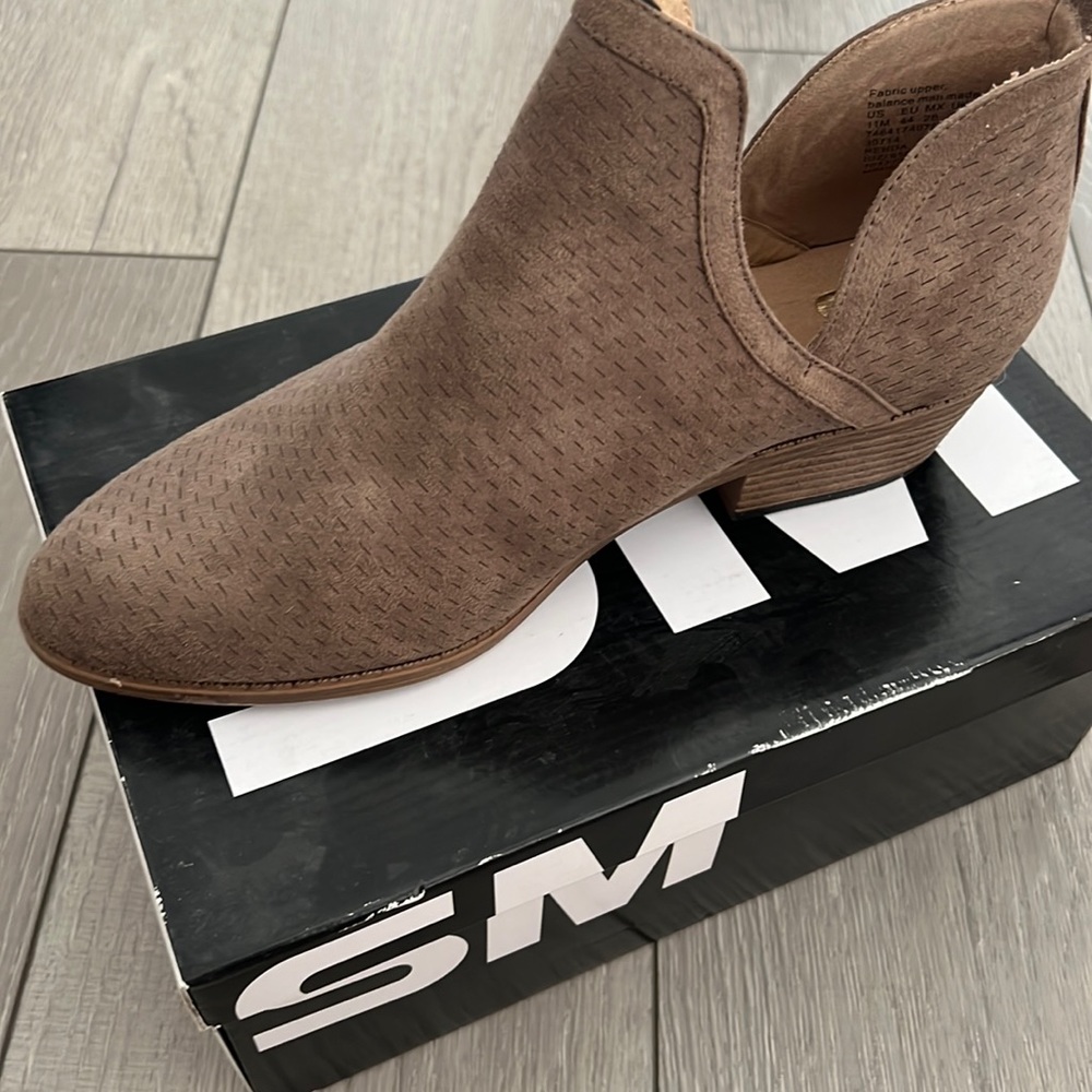Size 11 boots